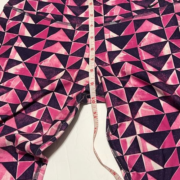 Nike Dri Fit Pink Triangle Running Athletic Capri Leggings Size Small - Picture 3 of 7
